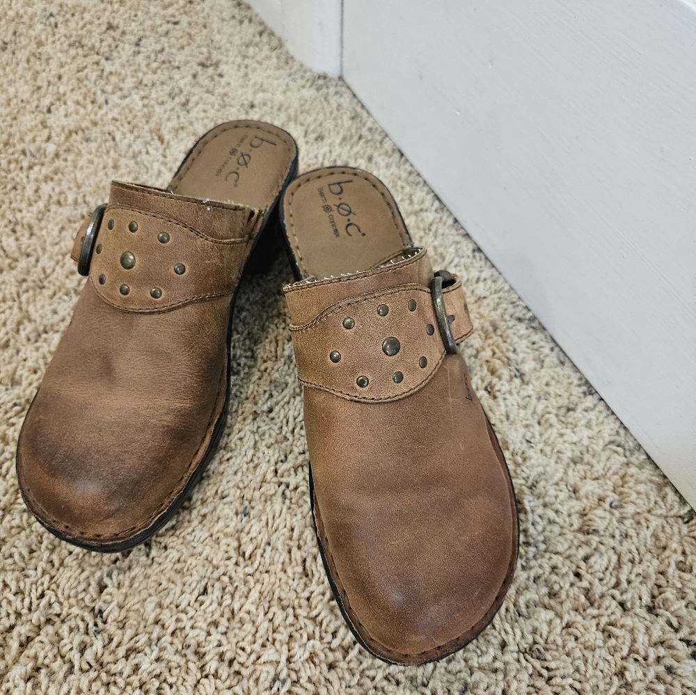 Born brown leather clog